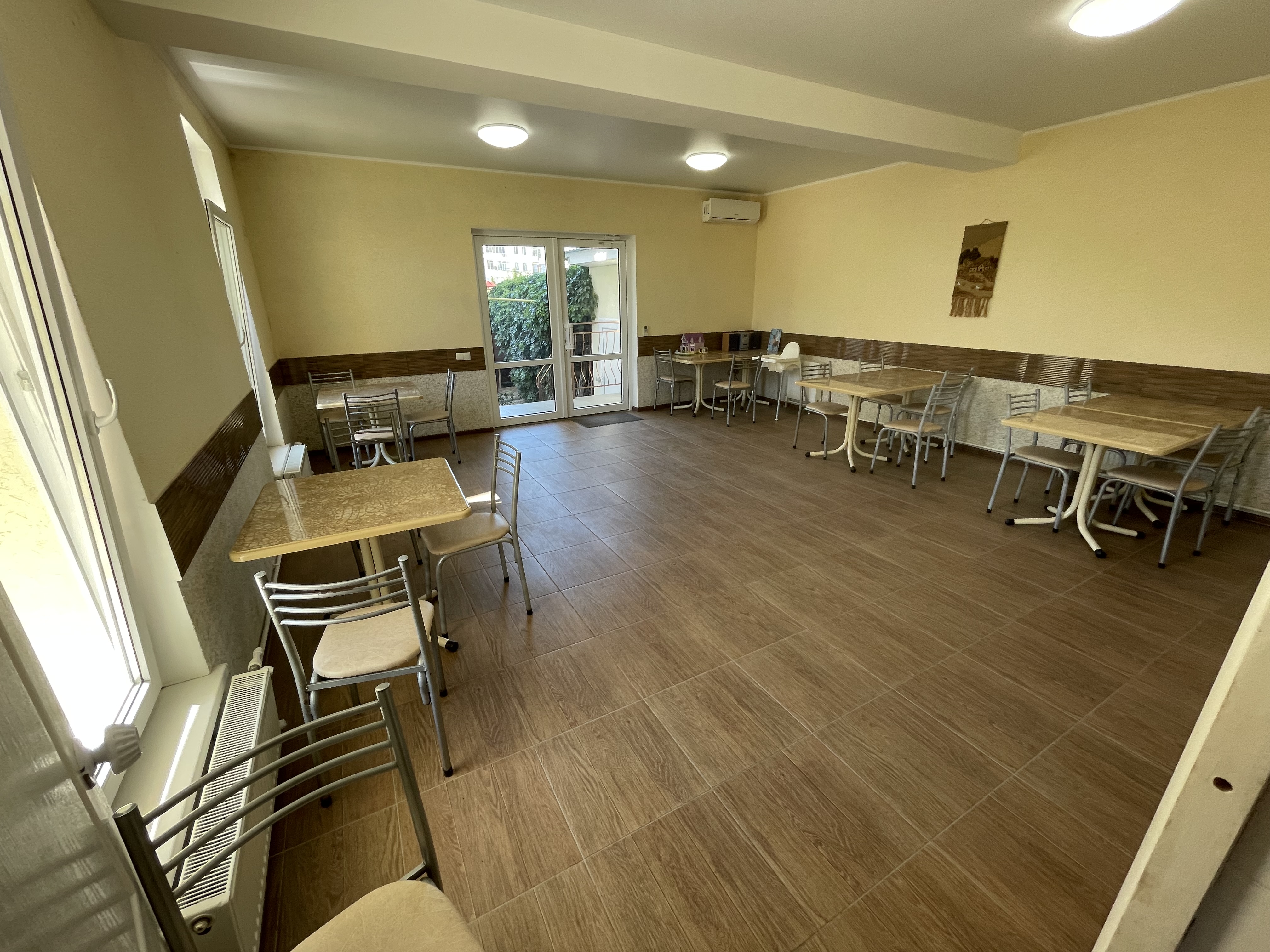 Фото Джанхаус