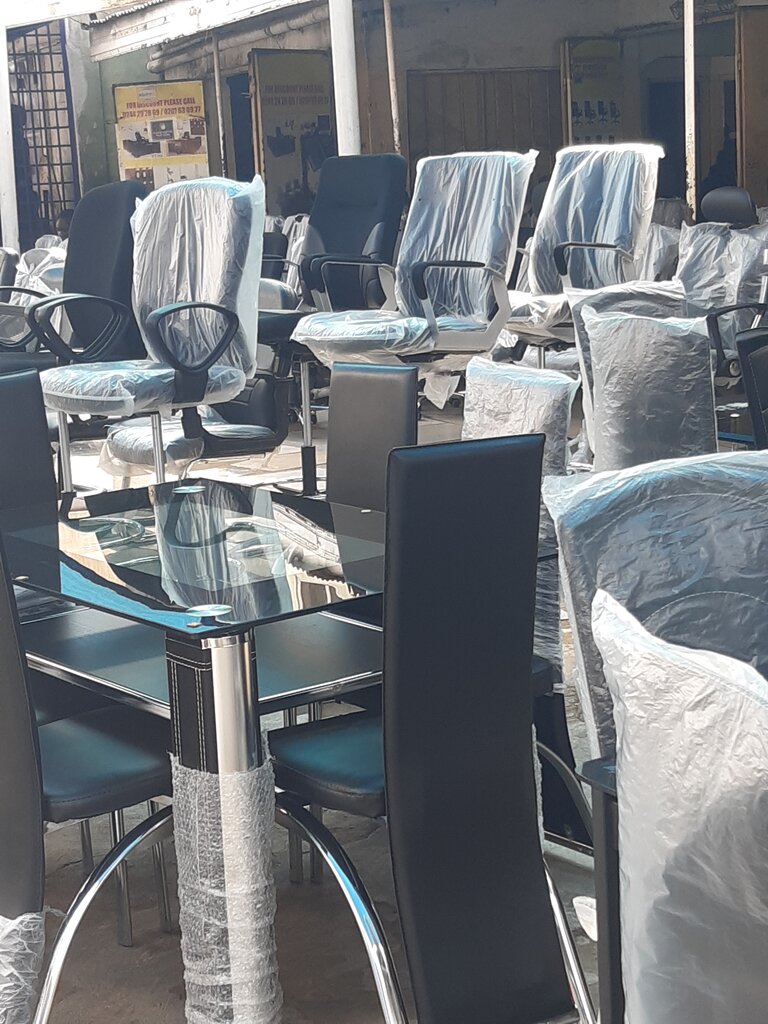 Furniture store Yepon Ventures, Accra, photo