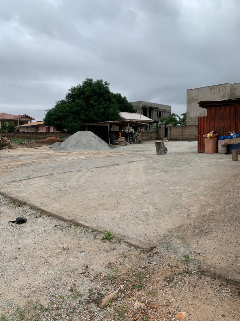 Hardware market Baylyn Construction, Earth, photo