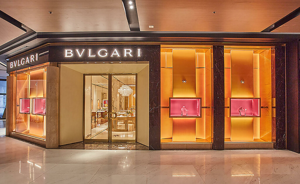 Watch shop Bvlgari, Earth, photo