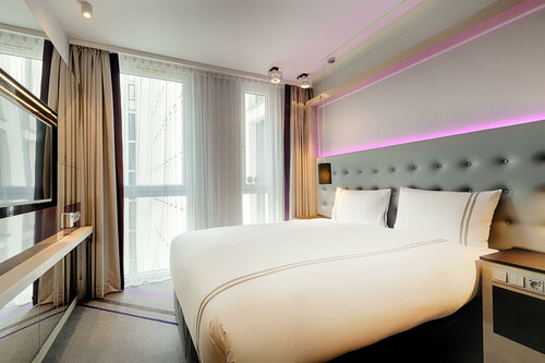 Отель Premier Inn Berlin Alexanderplatz в Берлине