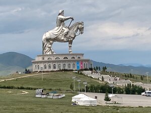Конная статуя Чингисхана (Улан-Батор, район Налайх), памятник, мемориал в Улан‑Баторе