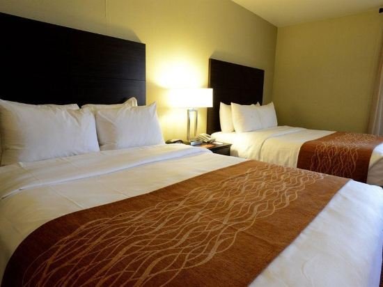 Фото Comfort Suites