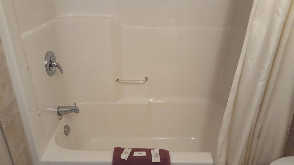 Фото Aspen Motor Inn