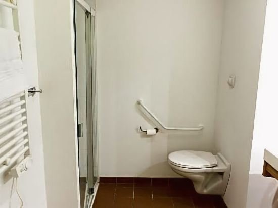 Фото 184055849231