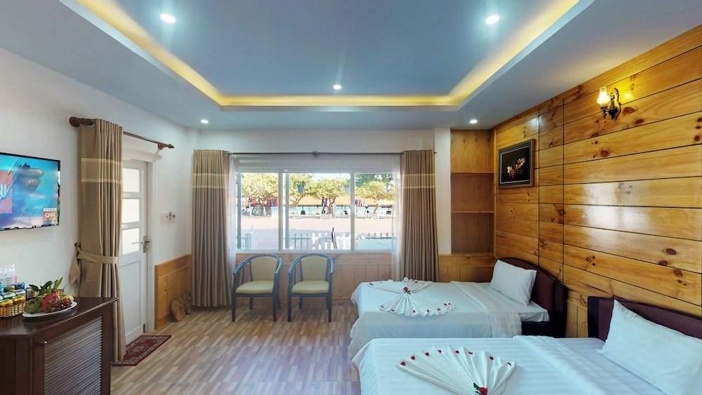 Фото Lotus Seaside Bungalows