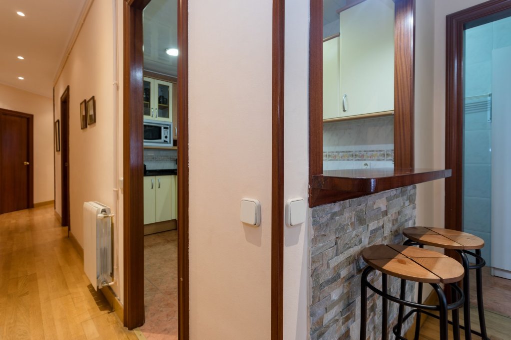 Фото Gaudi Apartments Barcelona