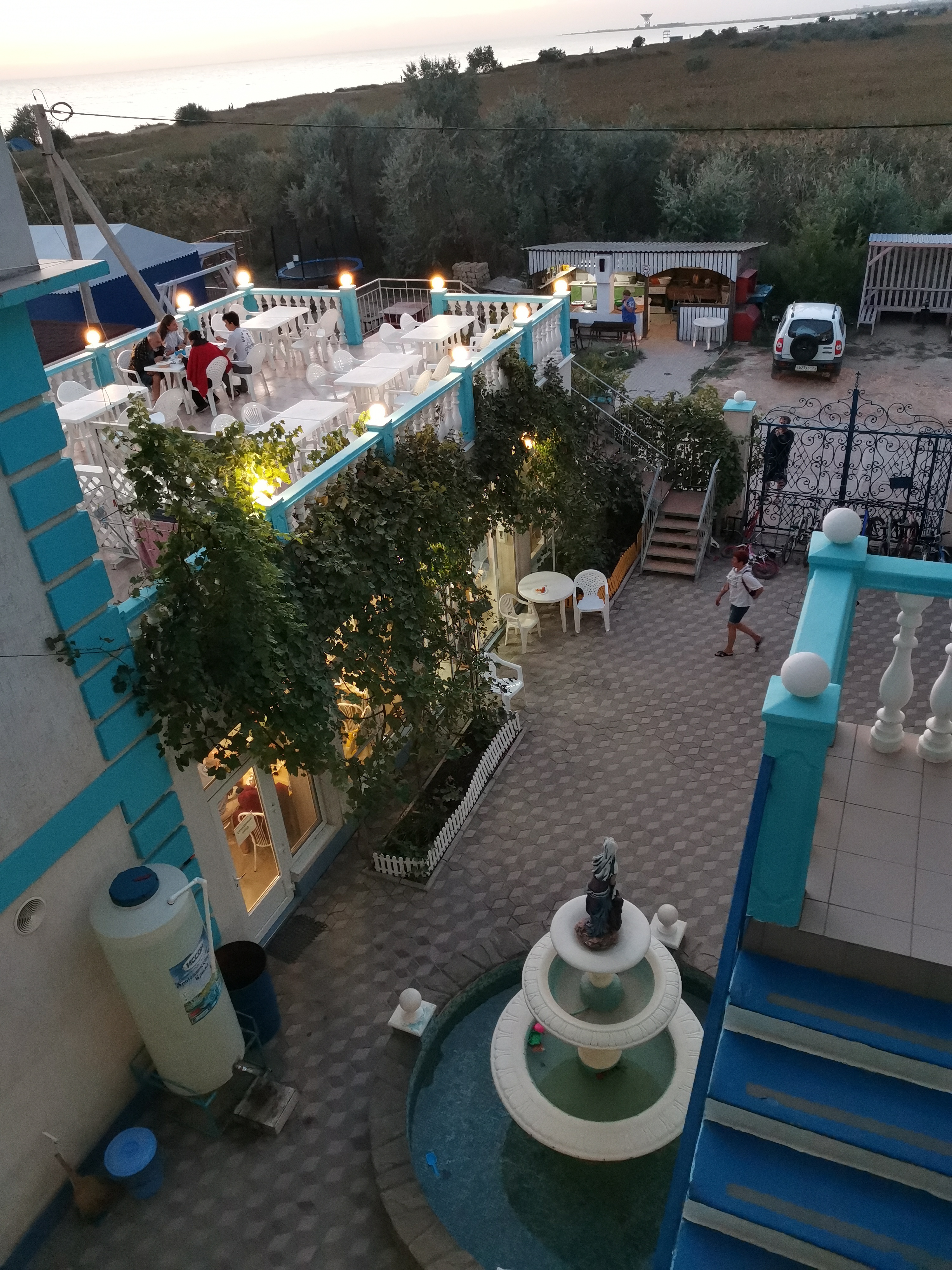 Фото Ультрамарин