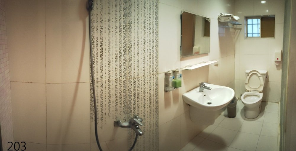 Фото Come and Play Guesthouse