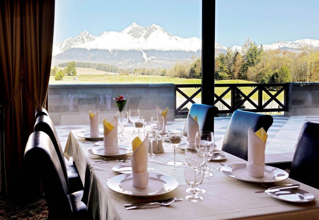 Фото Hotel International