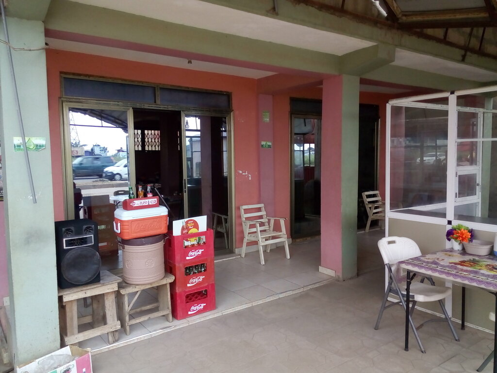 Fast food Put Your Trust In God, Earth, photo