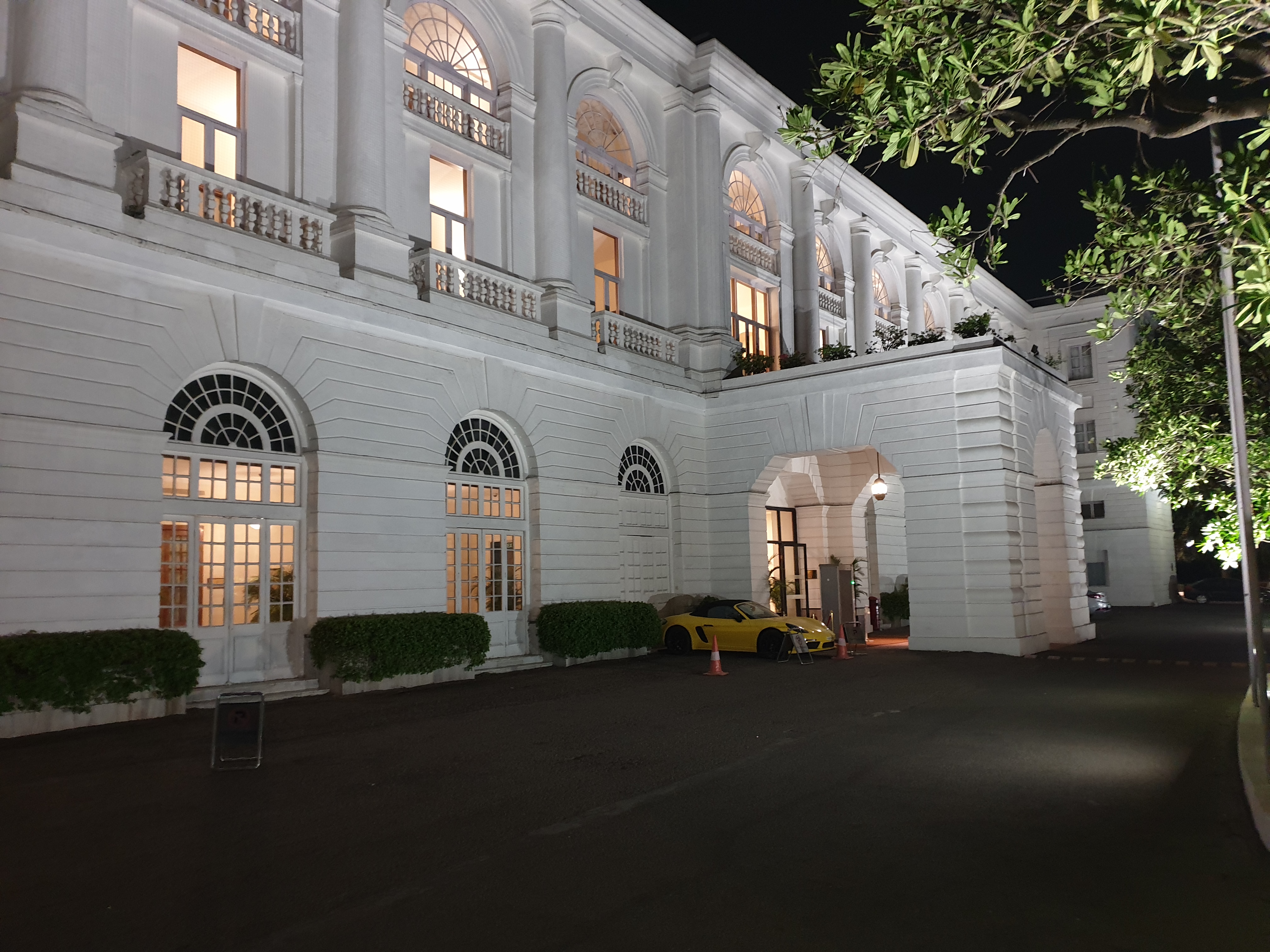 Фото Maidens Hotel