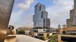 Гостиница Conrad Los Angeles