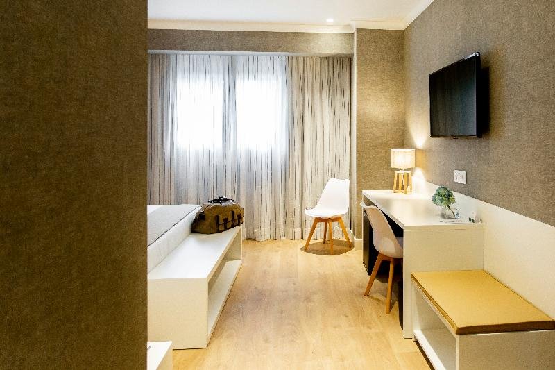 Фото Hotel Pax Guadalajara