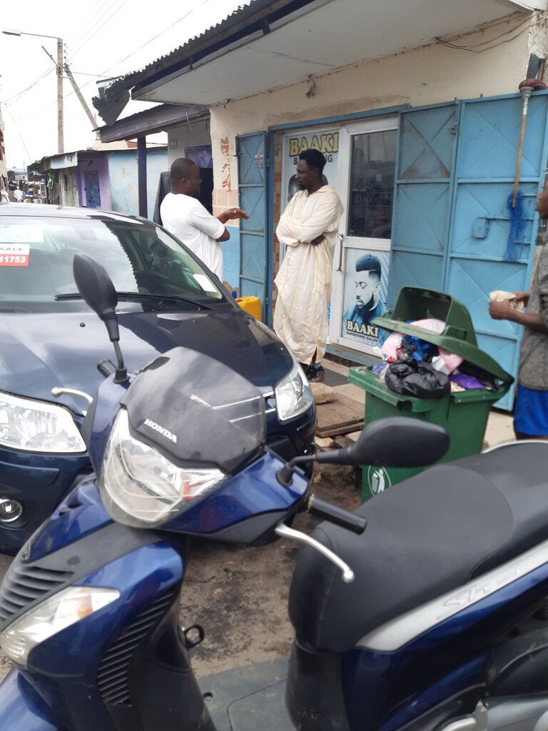 Barber shop Baaki Barbering Salon, Accra, photo