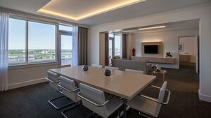 Гостиница InterContinental Suites Hotel Cleveland, an Ihg Hotel