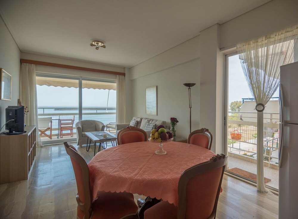 Фото Seafront Apartment Grace