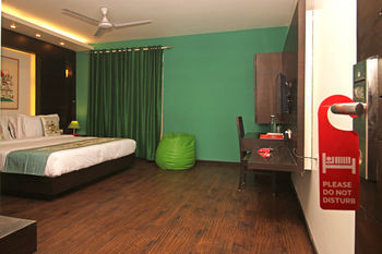 Фото Oyo Flagship Greater Kailash