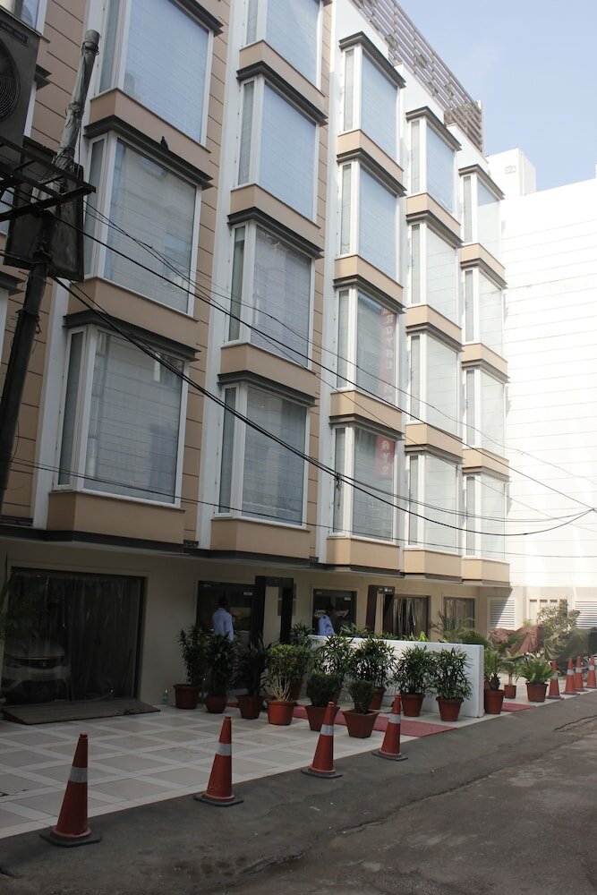 Фото Hotel Swati Deluxe