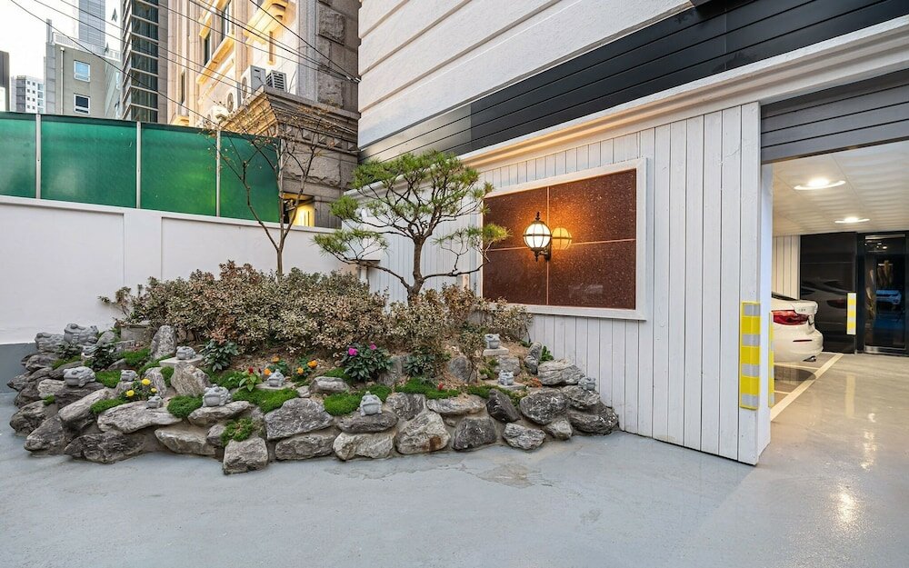 Фото Seocho Toad Hotel