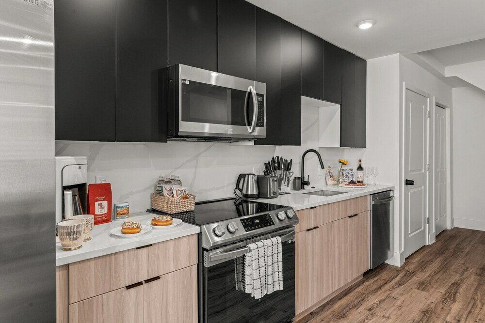 Фото Luxurious Modern Apt Near Art Museum