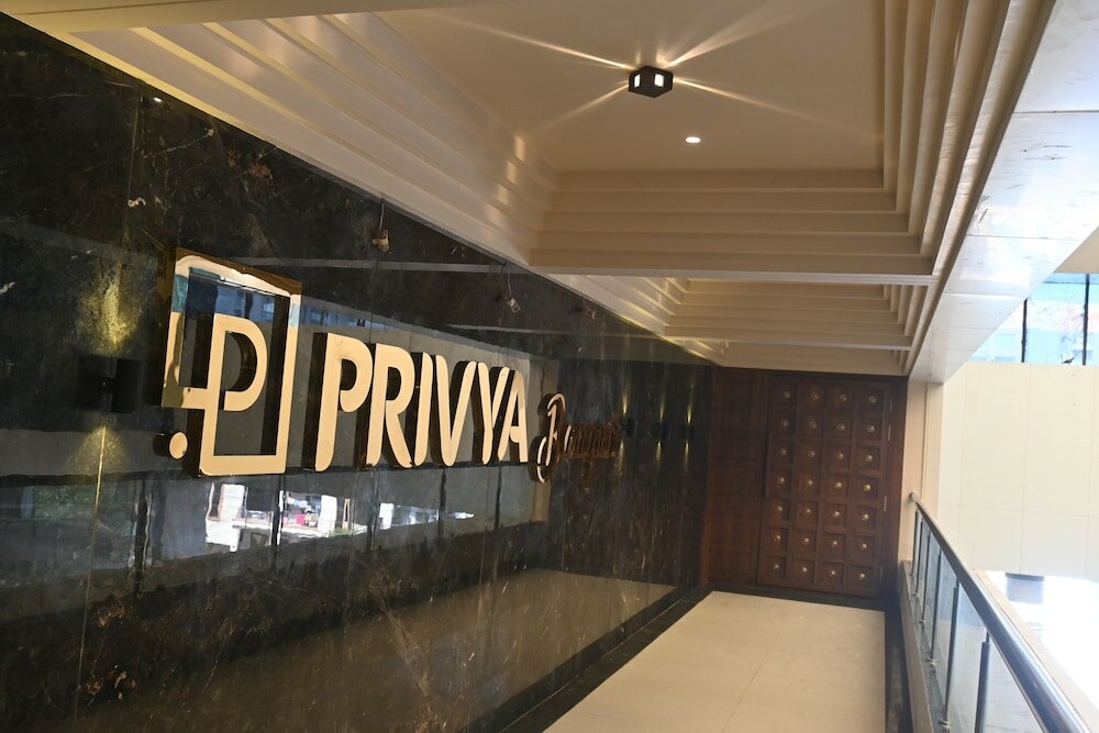 Фото Hotel Privya Rooms and banquet Surat