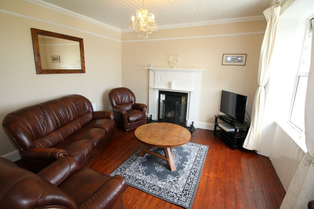 Фото Alcorn's farmhouse 10 mins from beach