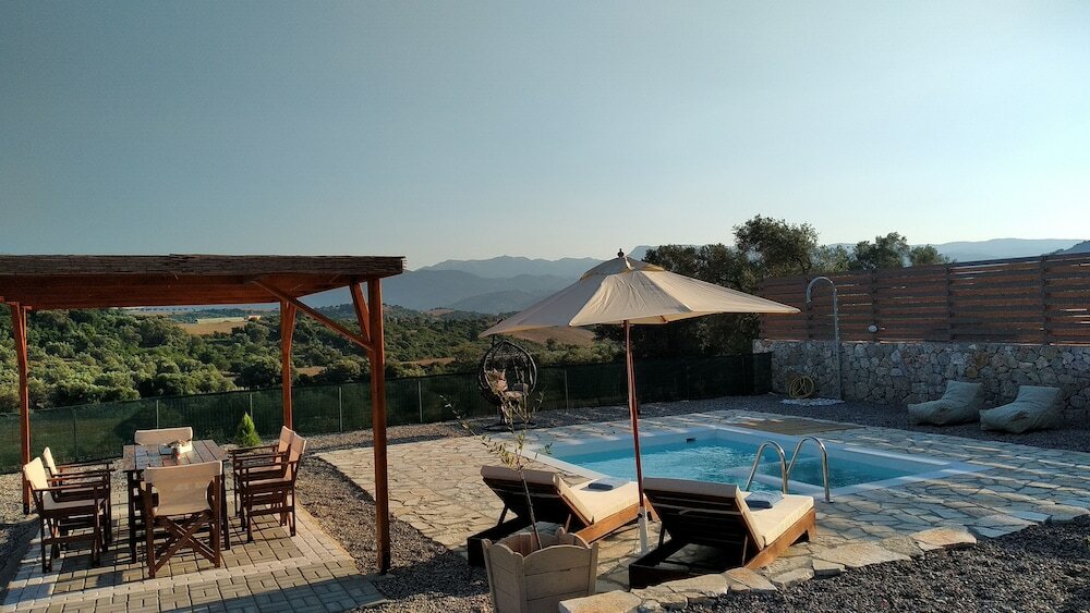 Фото Roggaki Ionian Villas