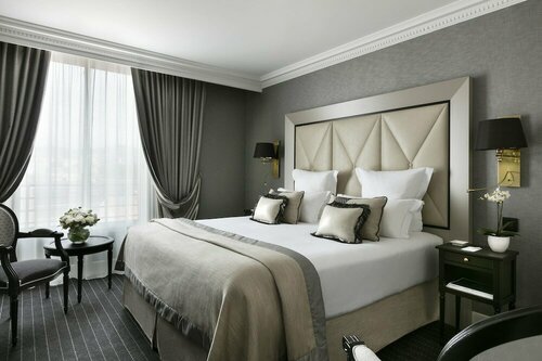 Внешний вид отеля Hotel Barriere Le Majestic в Каннах, фото 5