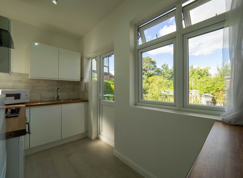 Фото 2 Bedroom Ground Floor Apartment