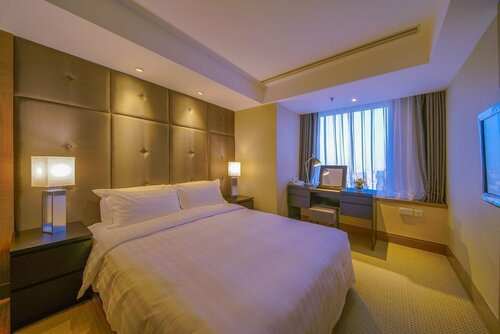 Гостиница Jingguang Center Apartment в Пекине