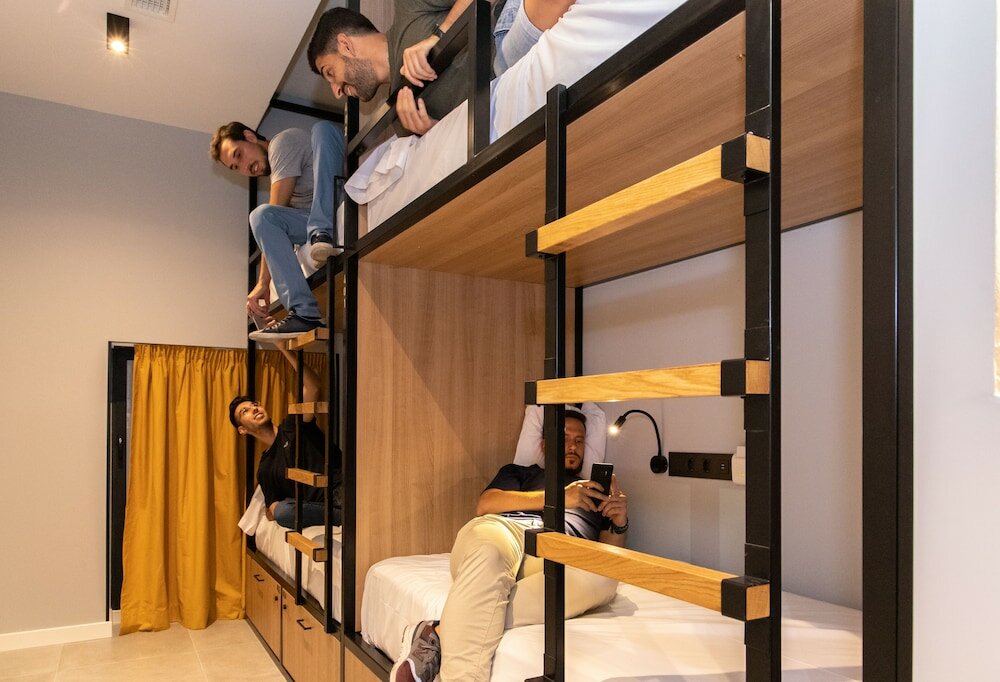 Фото Petit Hostel La Latina