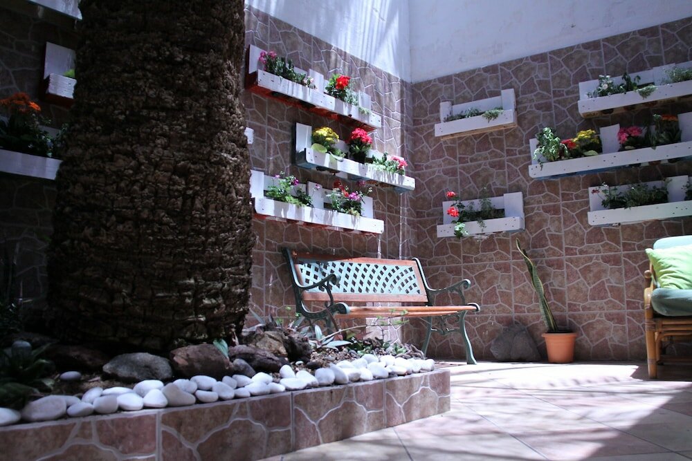 Фото The Garden Bed and Breakfast