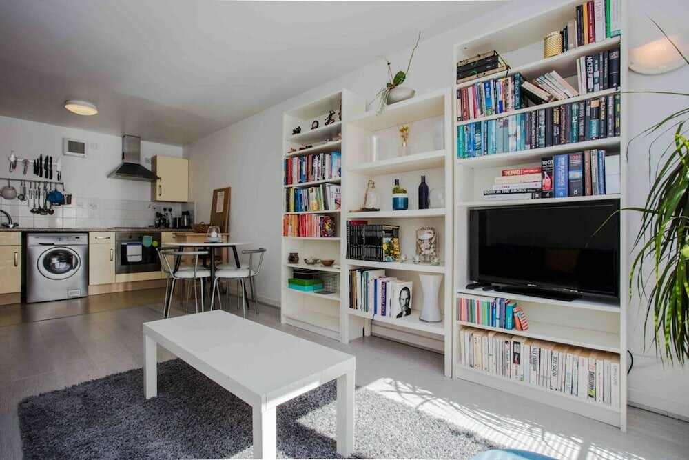 Фото Cosy & Comfortable 2 Bedroom in Hackney Shoreditch