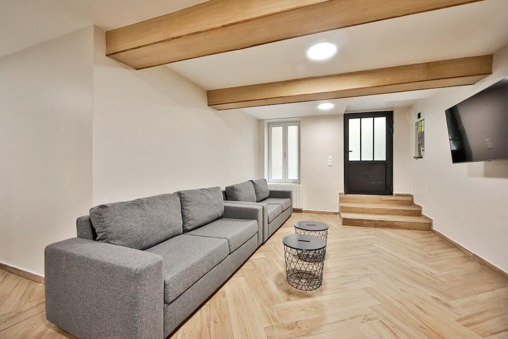 Фото Blue Night International 49