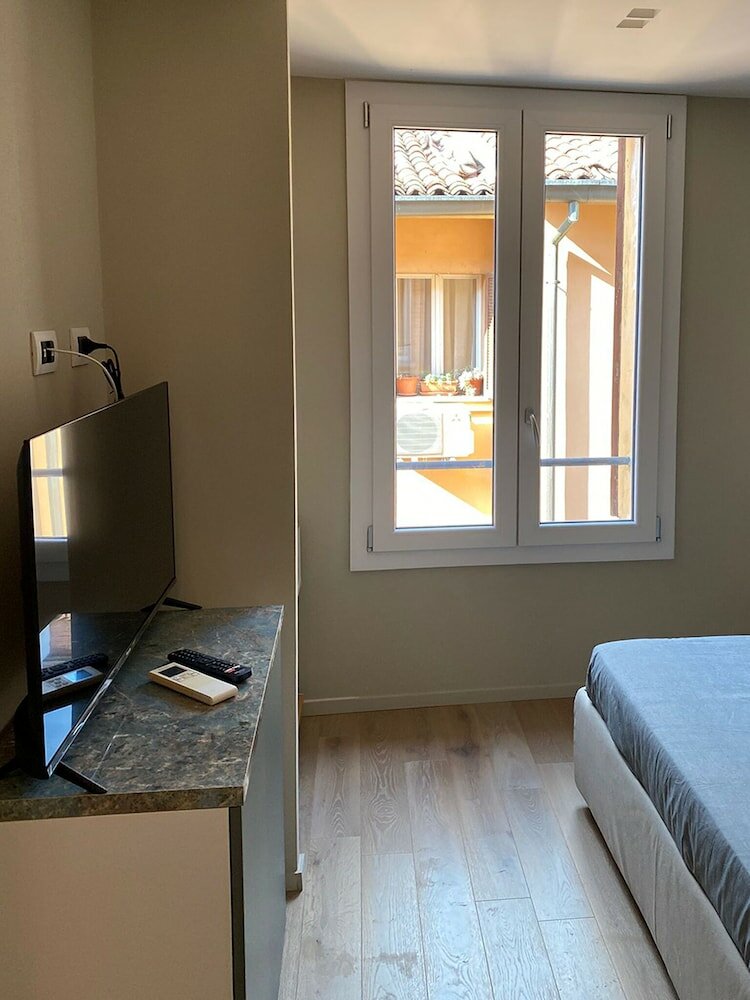 Фото Empire - Affittacamere