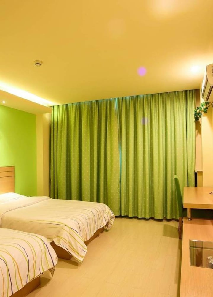 Фото Heng 8 Hotel Tonglu South Yingchun Road