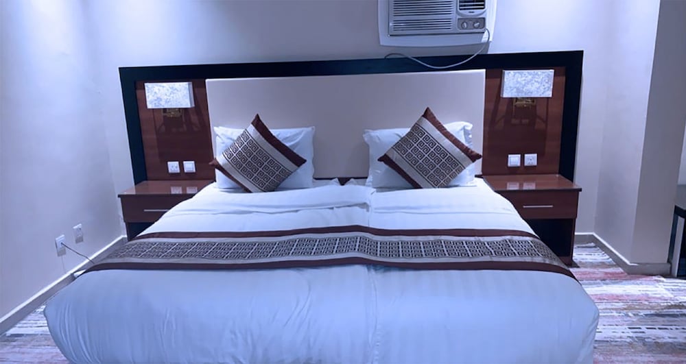 Фото Ghoroub Al Shams Furnished Apartments