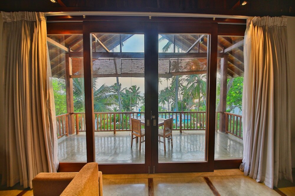 Фото R Degrees - Ambalangoda