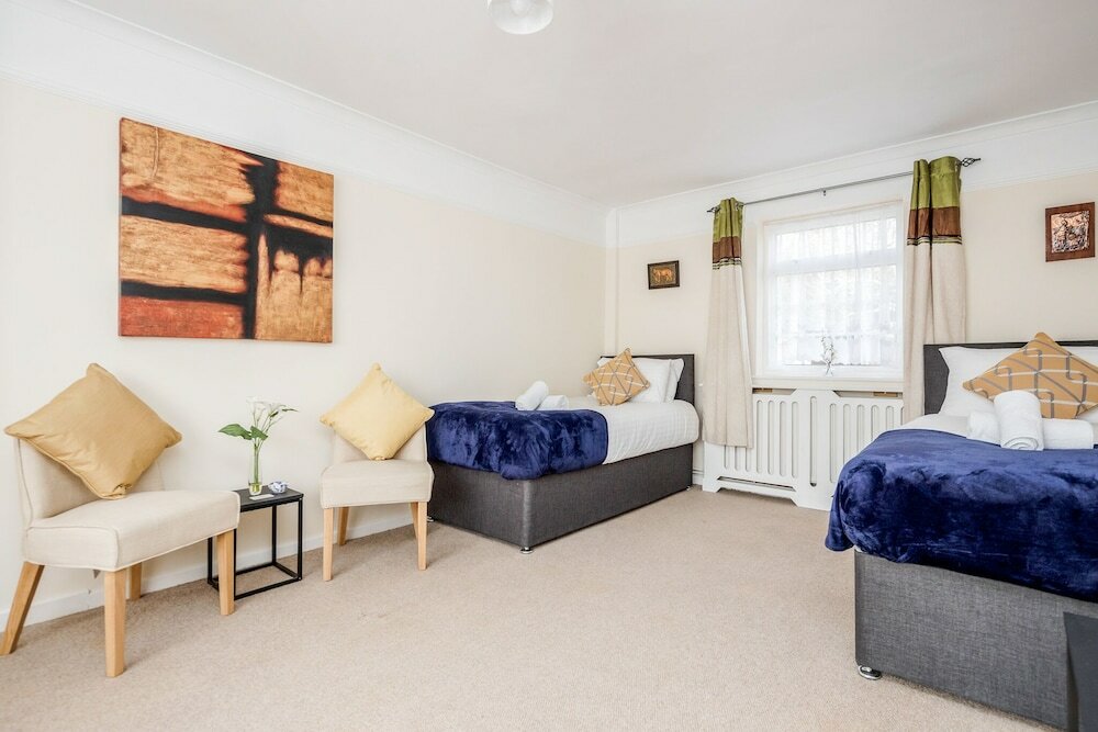 Фото Mpl Apartments - Woodside House by Harry Potter Studios