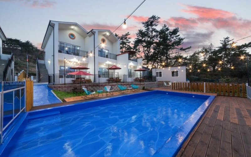Гостиница Yeosu Blue Marine Pension