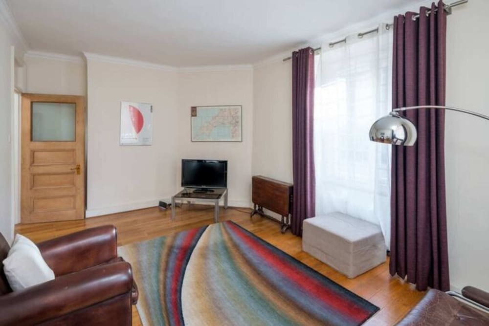 Фото Cosy 2 Bedroom Apartment in Bayswater