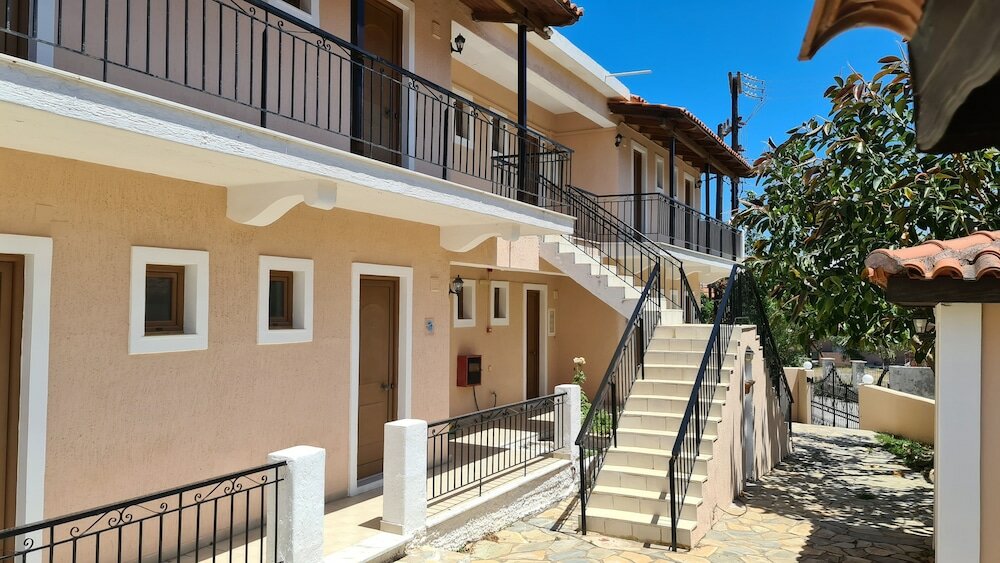 Фото Doras Zante Studios & Apartments