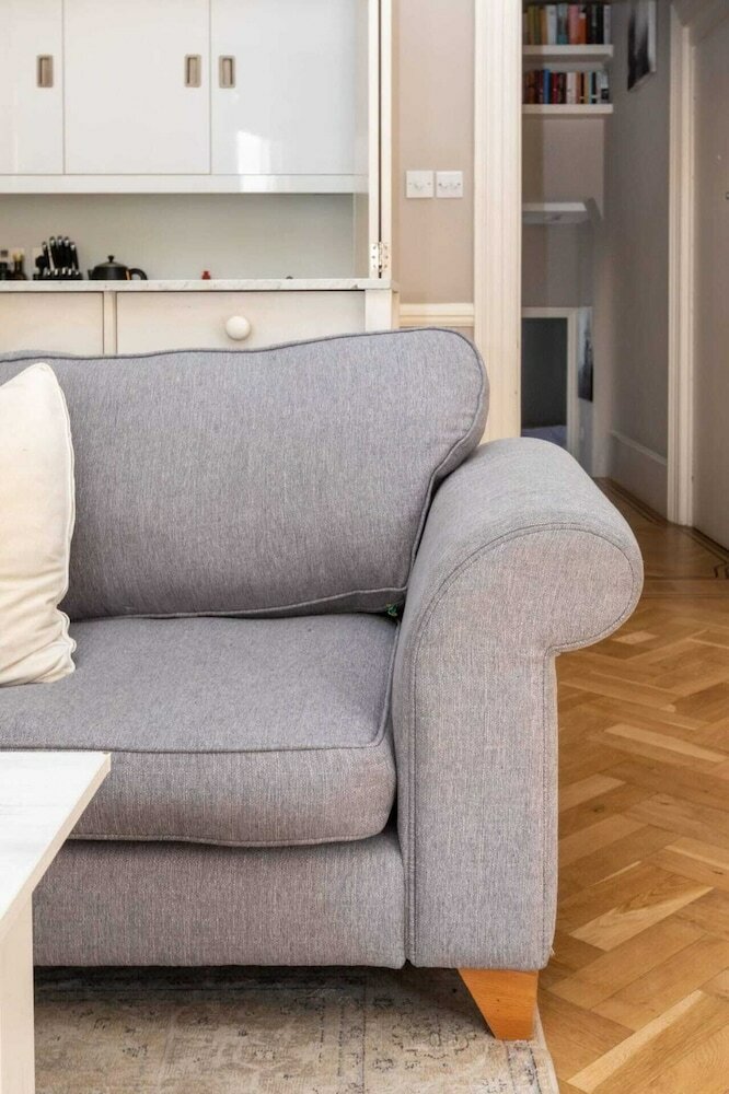 Фото Charming 1bd Flat With Balcony - Kensington