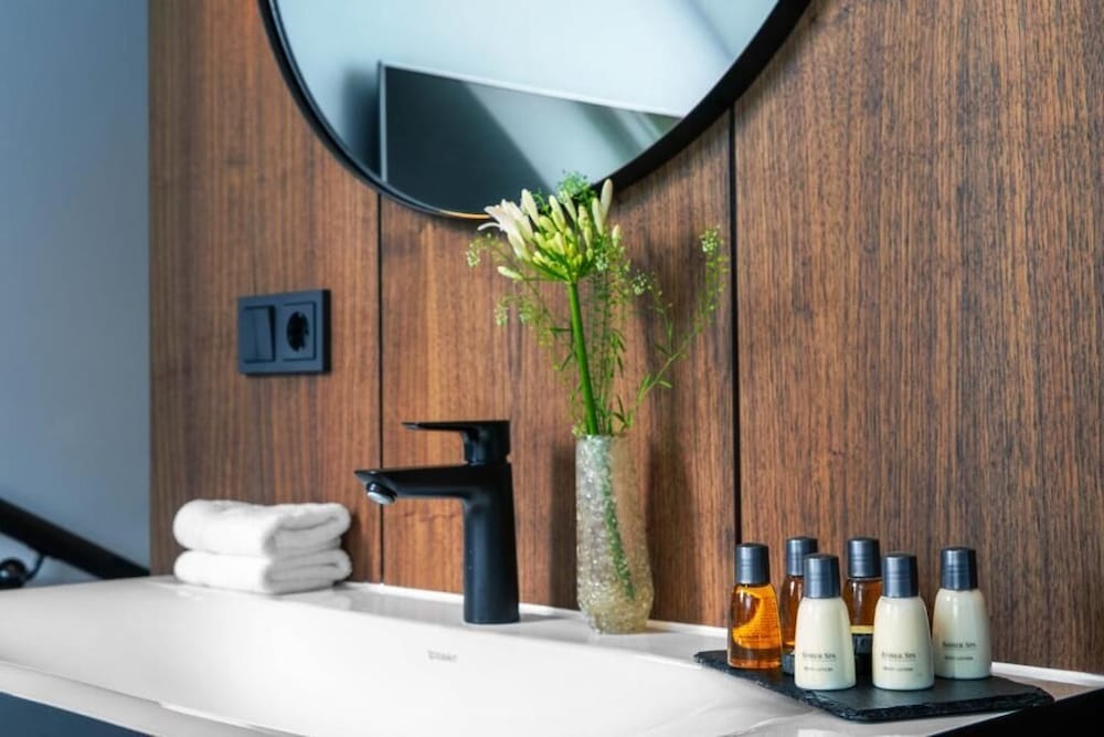 Фото The Roebbek