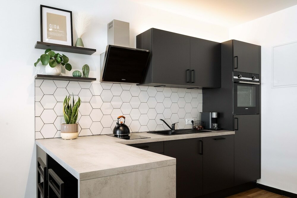 Фото Urban Jungle Apartments