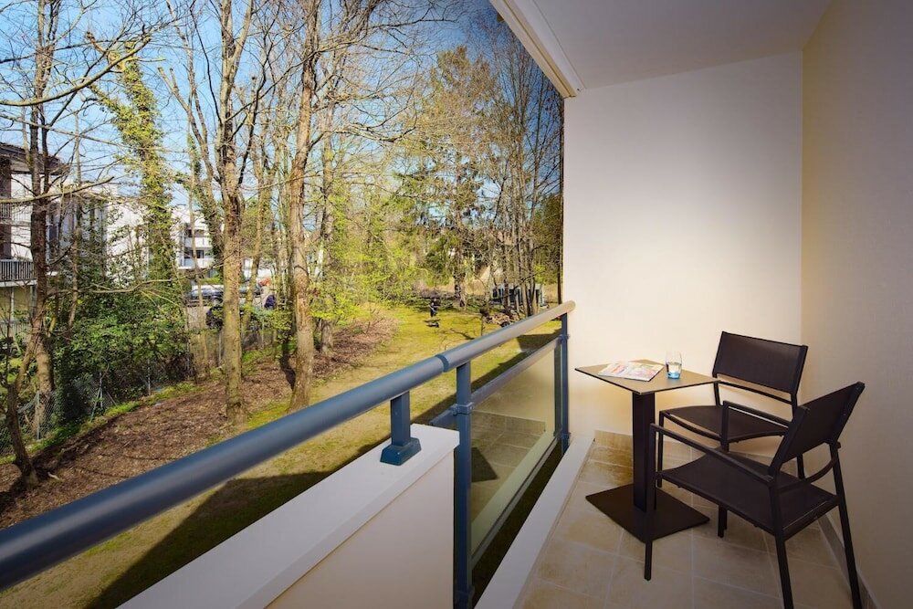 Фото Marmont Hotel