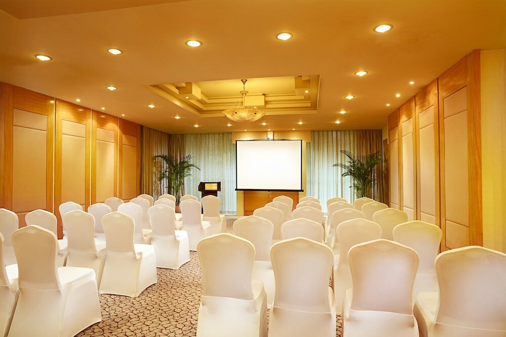 Фото Dongguan Mcb Lake Hotel