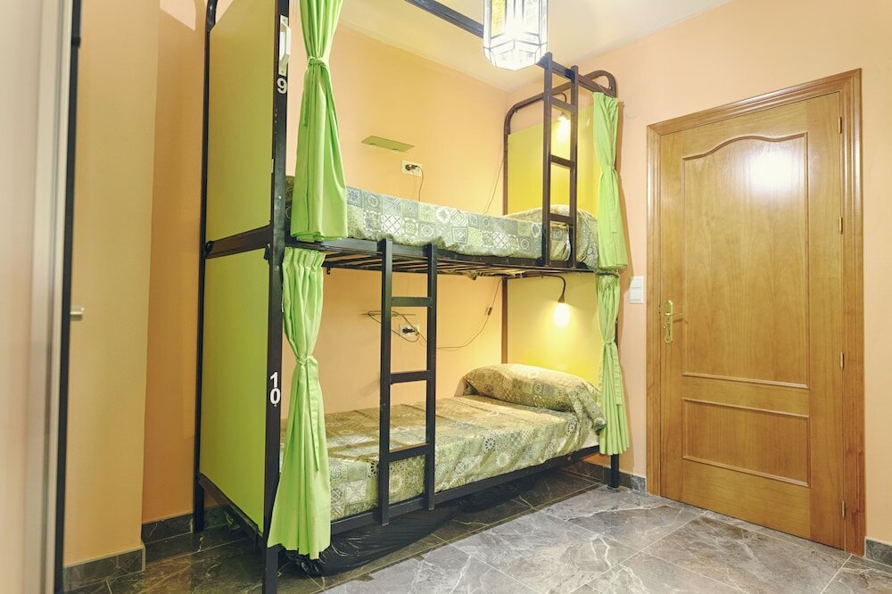 Фото Charming Nerja Hostel