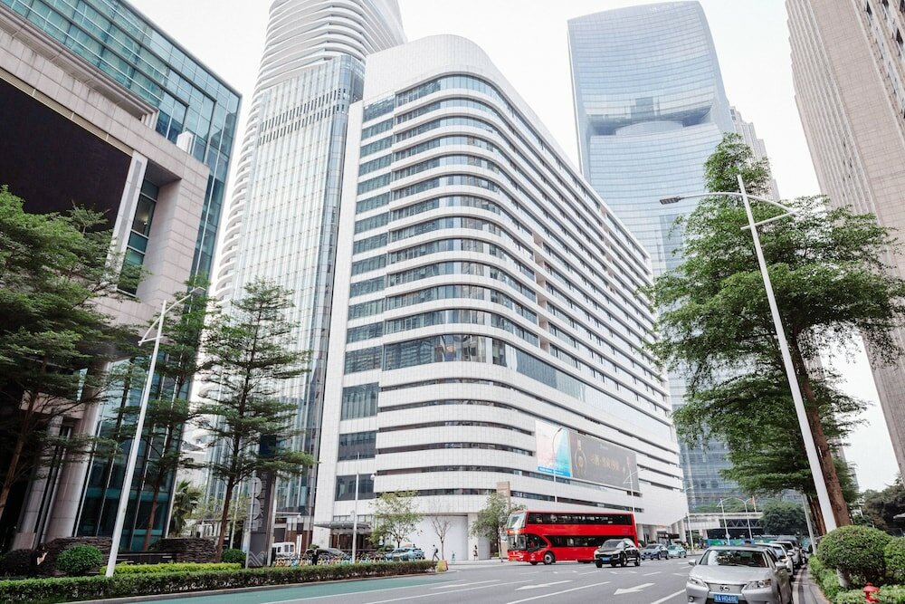 Фото H'Elite Hotel